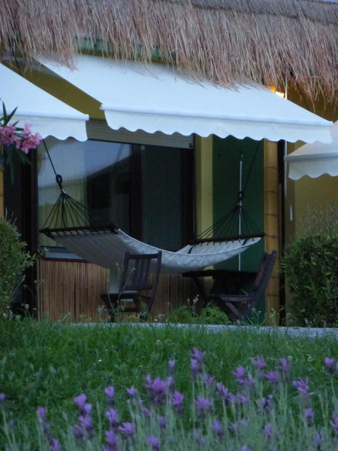 Bamboohouse Motel Riazzino Kültér fotó